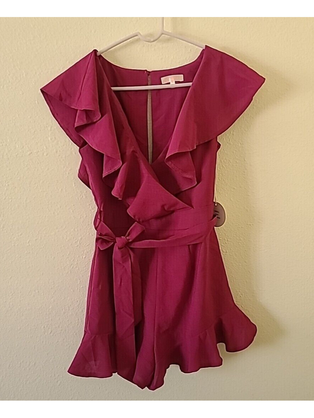 Luxxel Women's Romper Size S Ruffled Neck & Hem Berry Tie Belt Waist NEW NWT